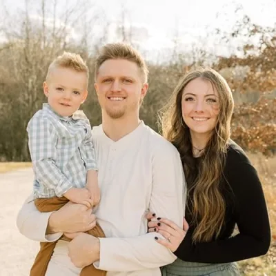 sara | the unhinged mom