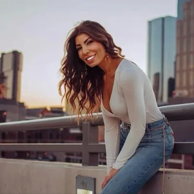 Kayla Rae @kaylarae.v