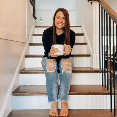 At Home with Amanda Profile