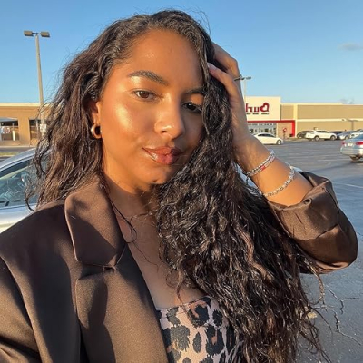 Gigi Rivera's store Profile