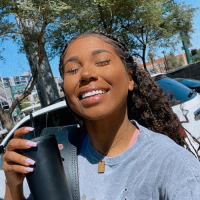 Courtney Sarracino Profile