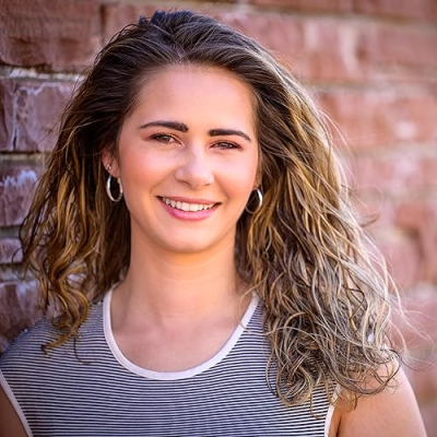 Leah Brueggemann Profile