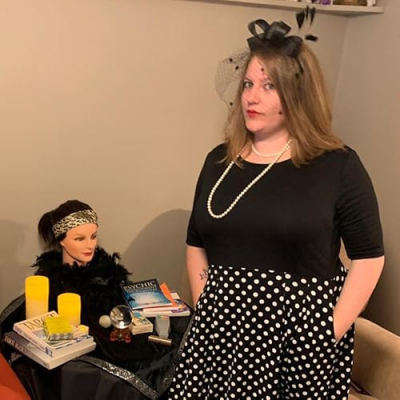 Dear Antoinette Profile