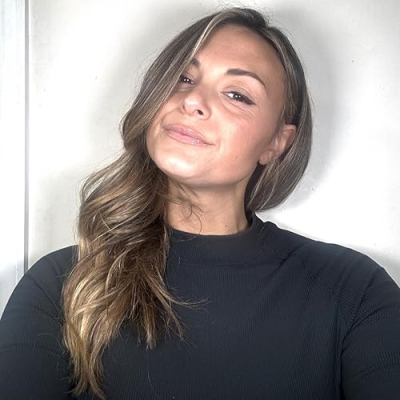 Ashley B at the beach Profile