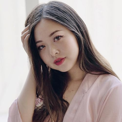 Shop Beauty and Fashion Profile