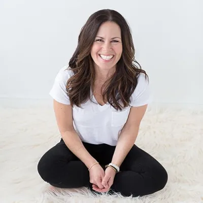 Danielle Omar, Integrative Dietitian
