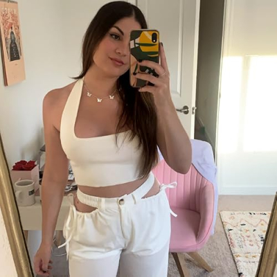 Vanessa Paredes Profile