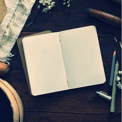 the.little.black.journal Profile