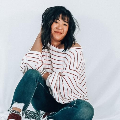 SHOPPING WITH SHI Profile