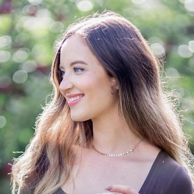 Beth Grace Moore Profile