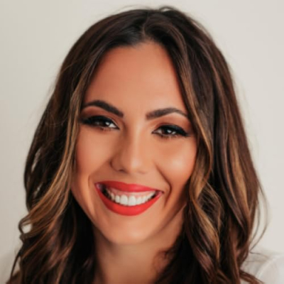 Courtney Kennedy Home Profile