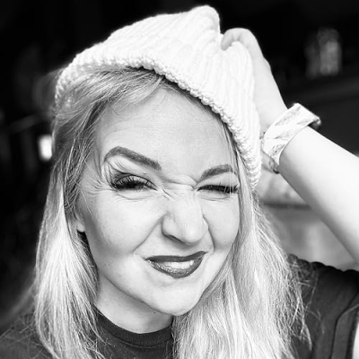 Absolutely Lisa Profile