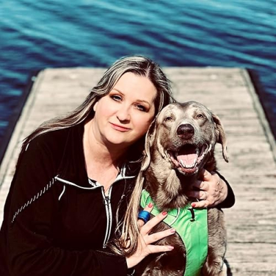 Dog Mom Julie Profile