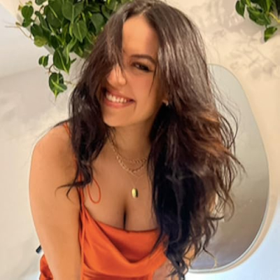 larissa cambusano Profile