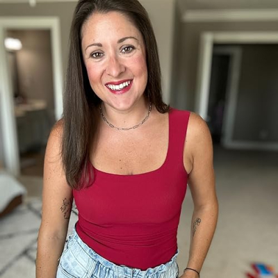 Jamie Elizabeth Profile