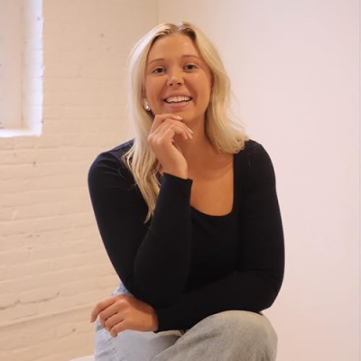 Lily Rakow's Amazon Page Profile