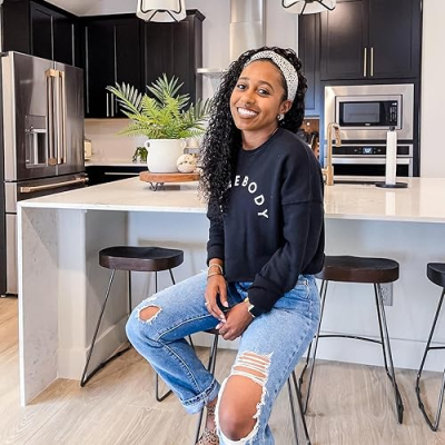 Kayla Simone Home Profile