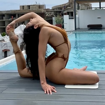 victoria @thedailyvictorian Profile