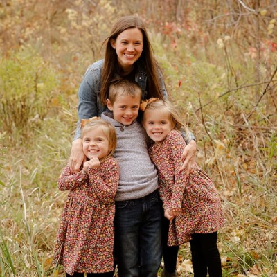 Live Love Motherhood Profile