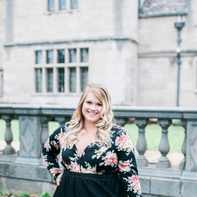 Laura Erin Home Profile