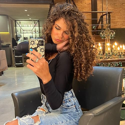 Bruna Mariani Profile