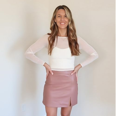 Rose Gold Fashion Blog • Kerri Profile