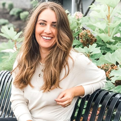 Dr. Kate Taylor Profile