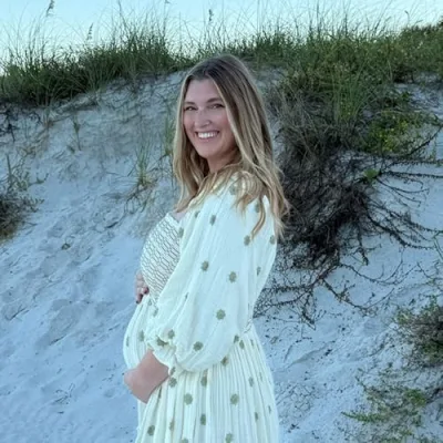 She's Living Well Storefront