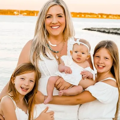 The Imperfectly Perfect Housewife