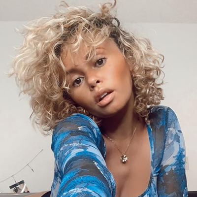 SAVANNA DARNELL Profile