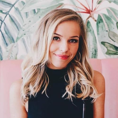 Blushing in Hollywood Profile