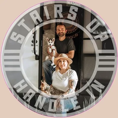 Stairs Up - Handle In | RV Life