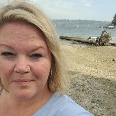 Sarah's Quick Reviews Profile