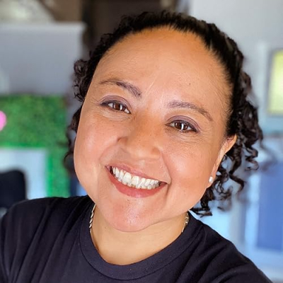 Sandy Martinez | Content Creator Profile
