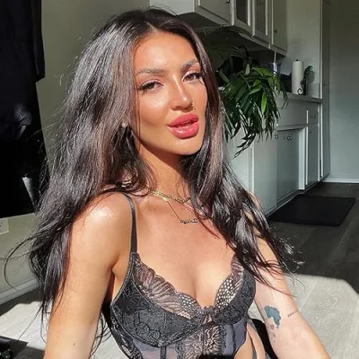 Ashlyn All Over | Ashlyn Chère