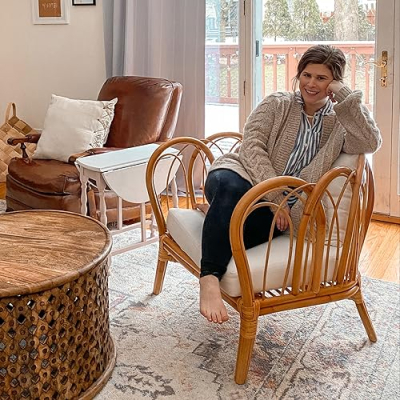 Lindsay Aratari Profile