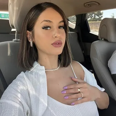 Marlayna Colon | Marlayna Cosmetics