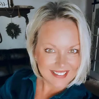 Melanie Ferguson @southerncrushathome