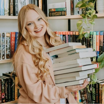 Olivia | Liv’s Library Profile