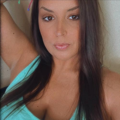 Danielle Jones Profile