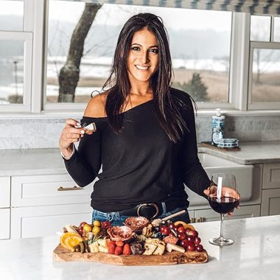 Kim Charon | Charcuterie & Things Profile