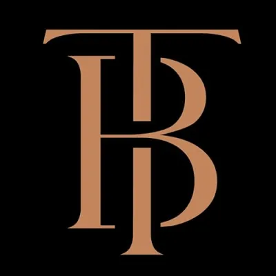 Sydney Zaruba - The Boho Traveller LLC