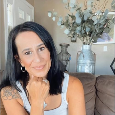 Laura Martinez Profile