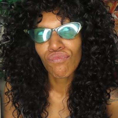 Dolly’s Shoppable Finds Profile