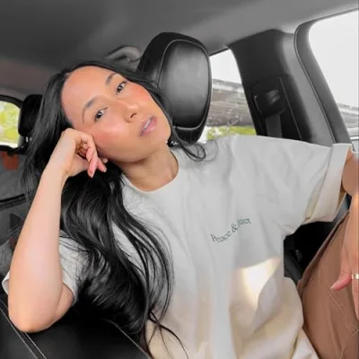 Monica Vargas (@itsmonicavargas)