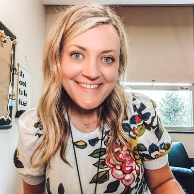 Danielle Schultz, Ph.D. // @sch_counselor