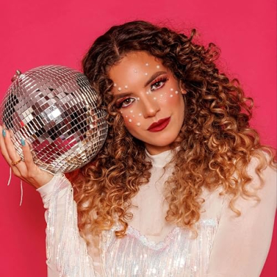 Gabriela Short Profile