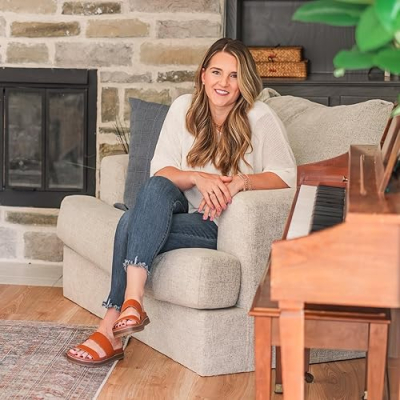 Crystel Montenegro Home Profile