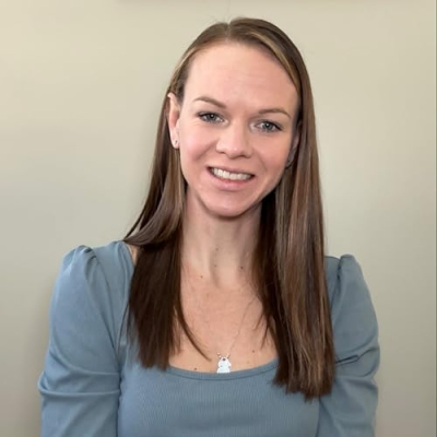 ✅ Mollie B. ✅ Profile