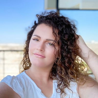 Bonnie Hoellein Profile